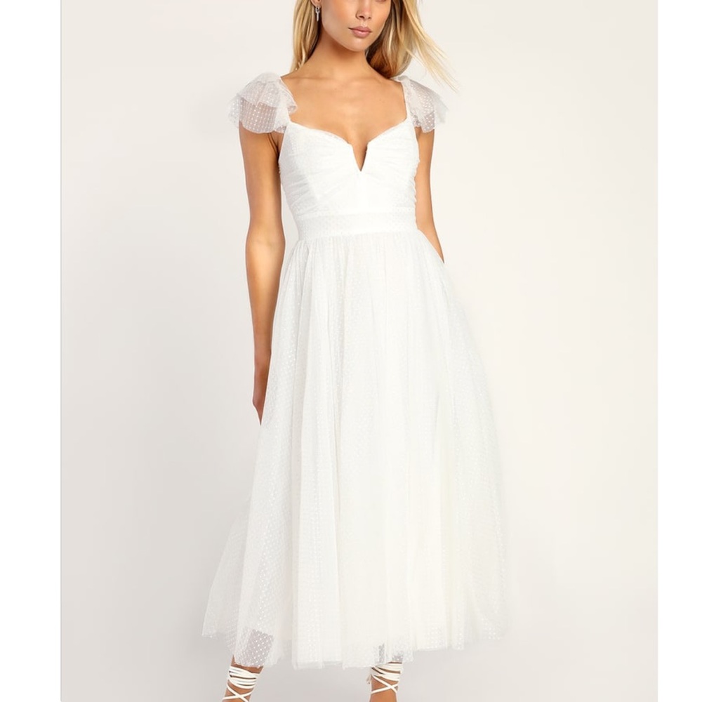 LULUS Solid White Tulle Flutter Sleeve A-Line Midi Dress NWT Size Medium